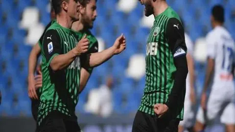 16岁新星布加林加盟皇马，签下3年合同，赛季进球数达21记